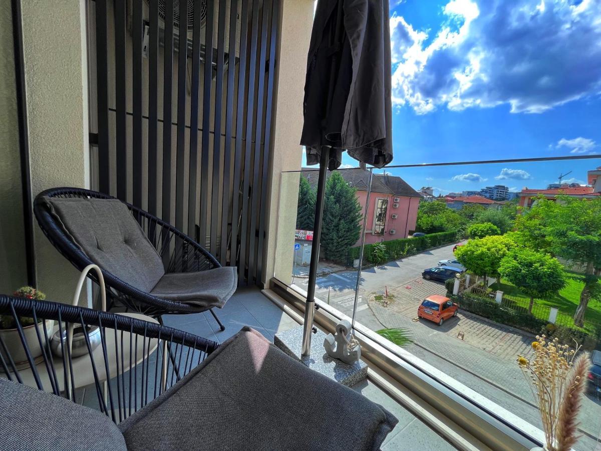 Azur Alegria Studio - Free Parking & Pool Saints Constantine and Helena Bagian luar foto